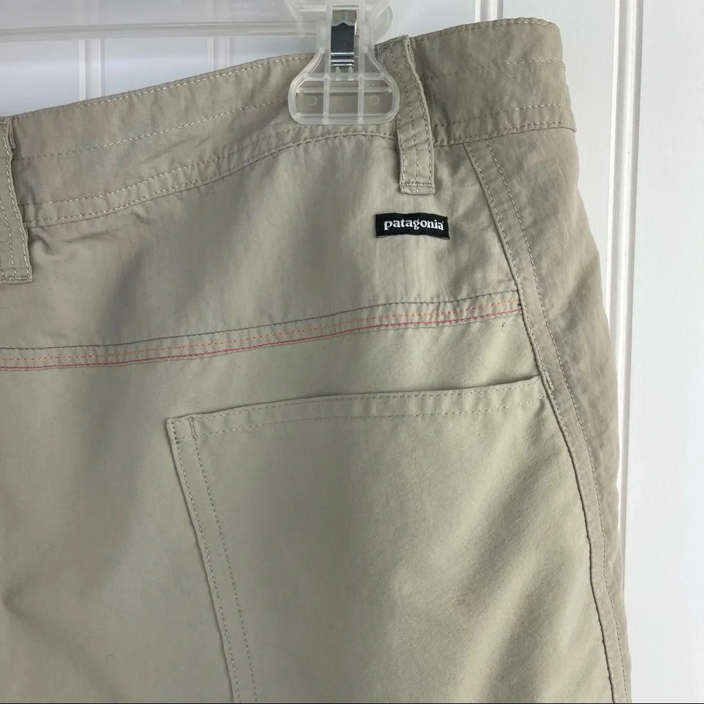 Patagonia Away From Home Hiking Tan Khaki Nylon Bermuda 9” Shorts 14